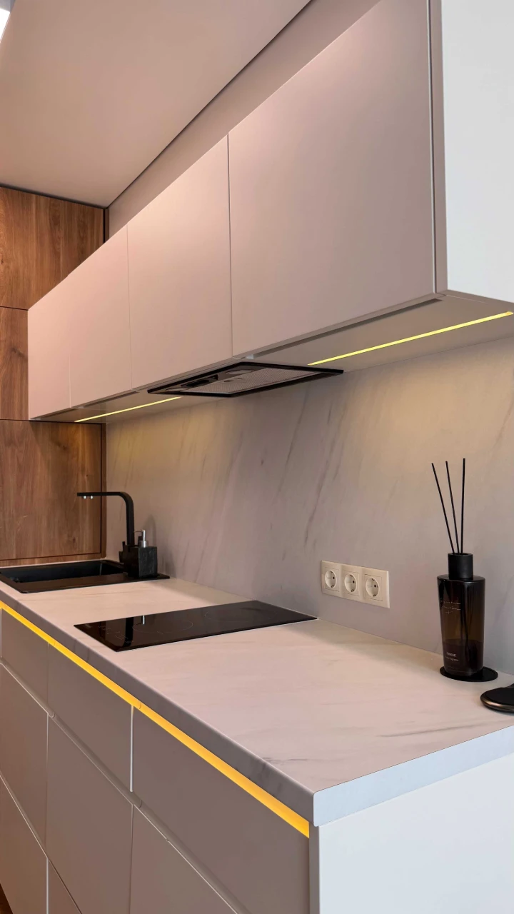 New Construction Parking-Shelter Modern Renovation All Furniture Appliances