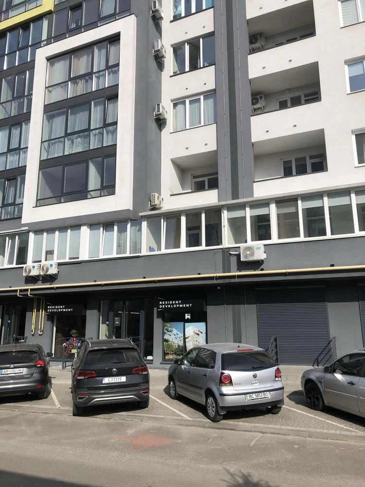 Продаж паркомісця в ЖК Садова Резідент, вул. Садова 2Е