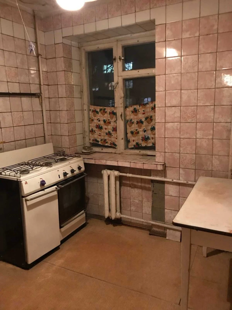 Quick sale of 2-room apartment in the area of KhAI, Vadim Manko street