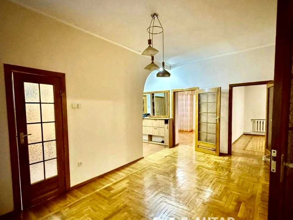 Apartment. Kropyvnytsky, Gogol Street