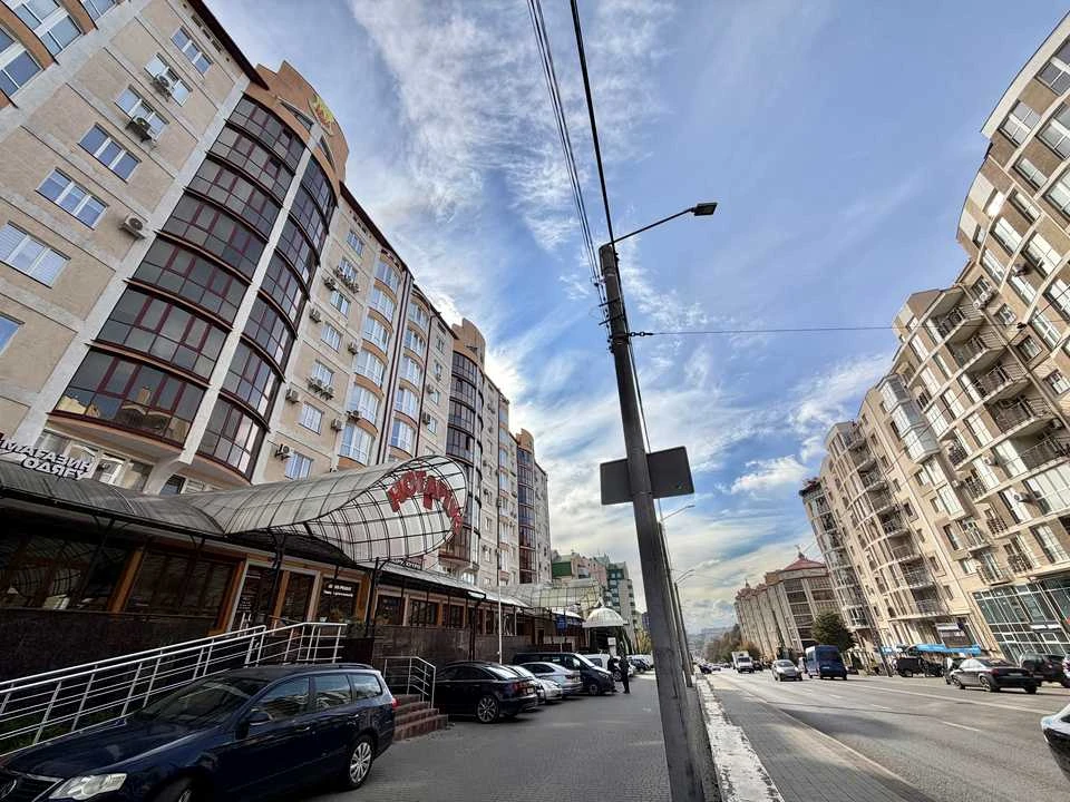 Квартира. Черновцы, улица Героев Майдана