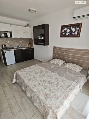 Long-Term Rental Apartment, Santa Barbara