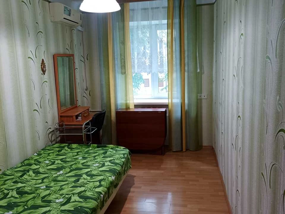 Apartment. Pechersky Uzviz, Kyiv