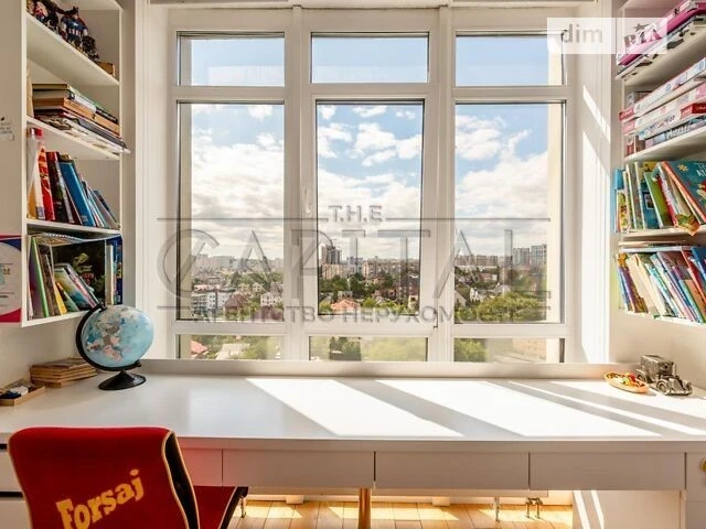 Sale of 2-room apartment 66.1 sq. m. on Professor Pidvysotskog Street