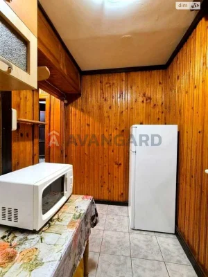 Продається квартира, Пасічна
