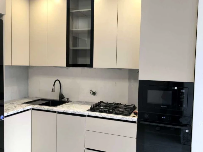 Apartment. Ivano-Frankivsk, Kniahinin st.
