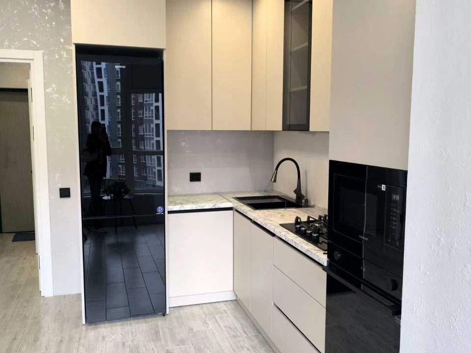 Apartment. Ivano-Frankivsk, Kniahinin st.