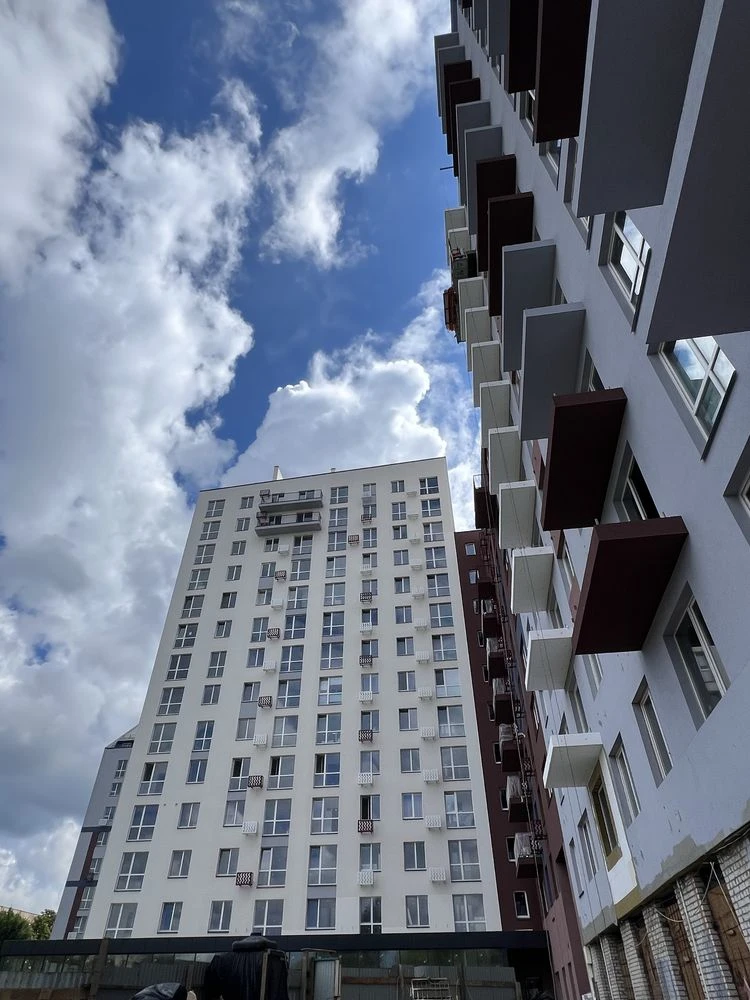 Two-bedroom apartment with the possibility of creating 3 rooms - Rivne