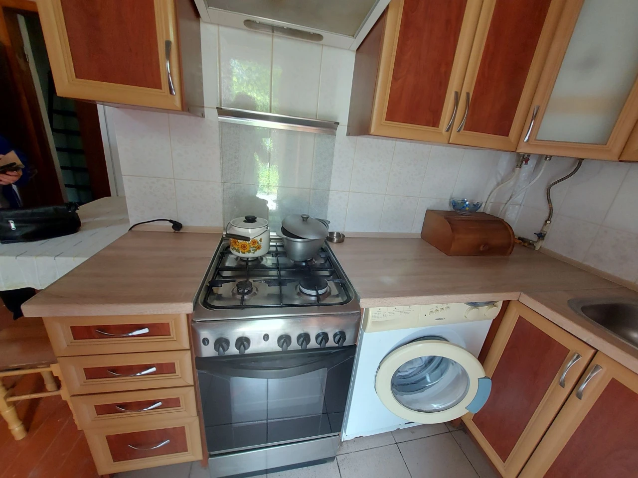 Продажа 2-комнатной квартиры в 1 этаже, ул. Адмиральская
