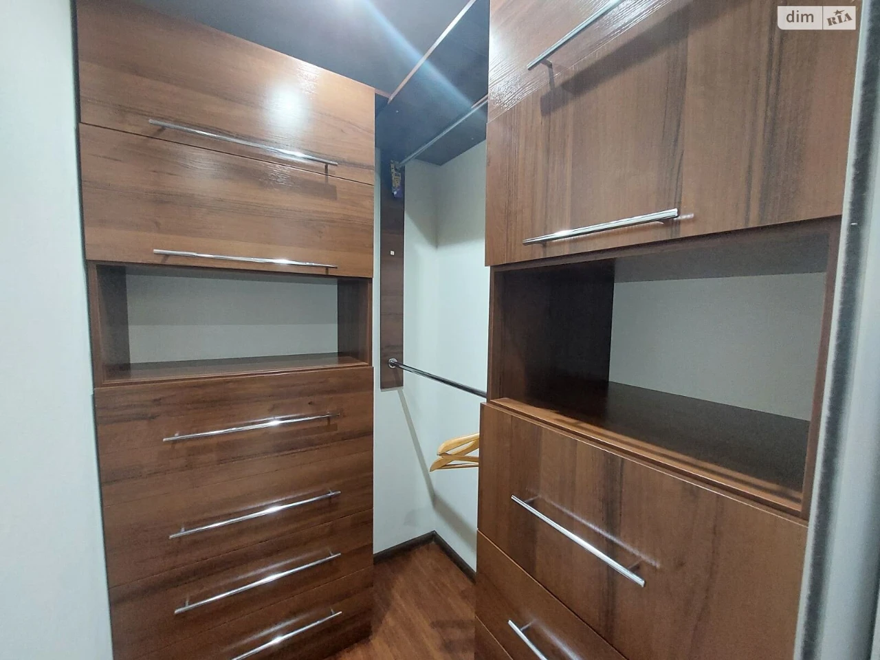 Long-Term Rental Apartment in Central Area