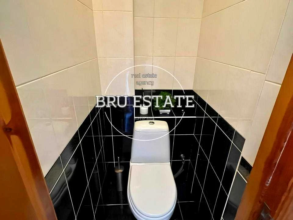 Квартира. Київ, вулиця Соломії Крушельницької