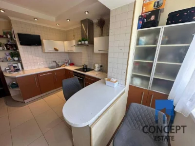 For Sale Spacious 3-bedroom apartment in district "Pryvomya" 6. Near yacht club.