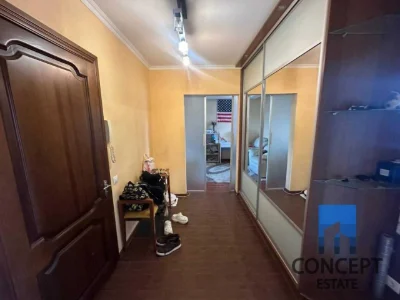 For Sale Spacious 3-bedroom apartment in district "Pryvomya" 6. Near yacht club.