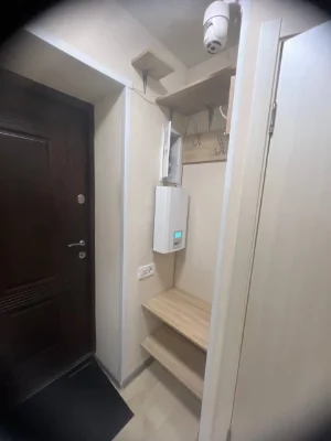Продается 2-комнатная квартира в с. Александровка поселка Котов