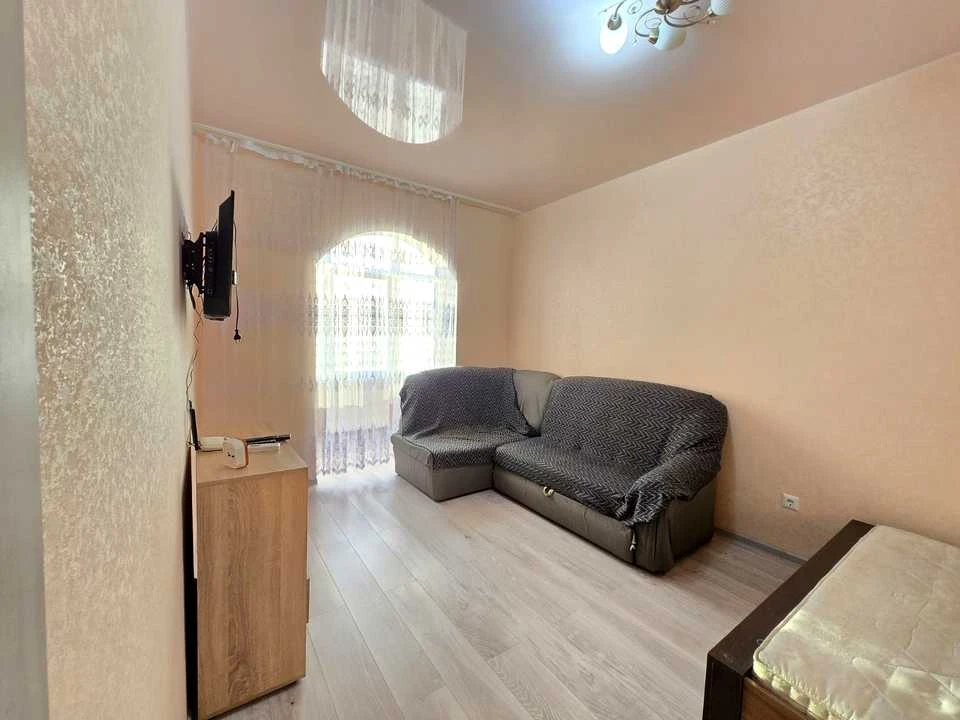 Apartment. Odessa, Perelinnaya Street