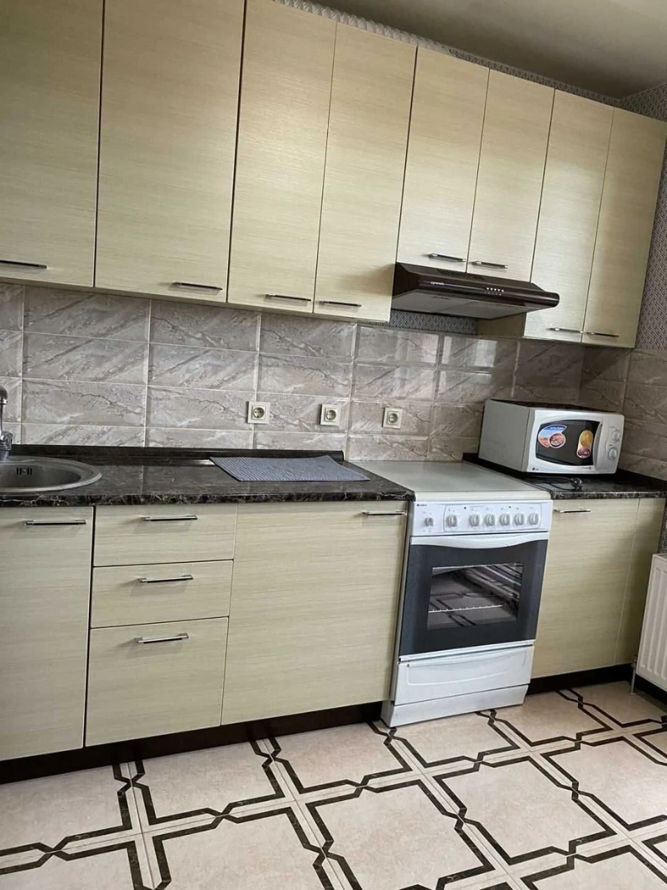 Продаж 1-кімнатної квартири, 4/9, вул. Покращ.