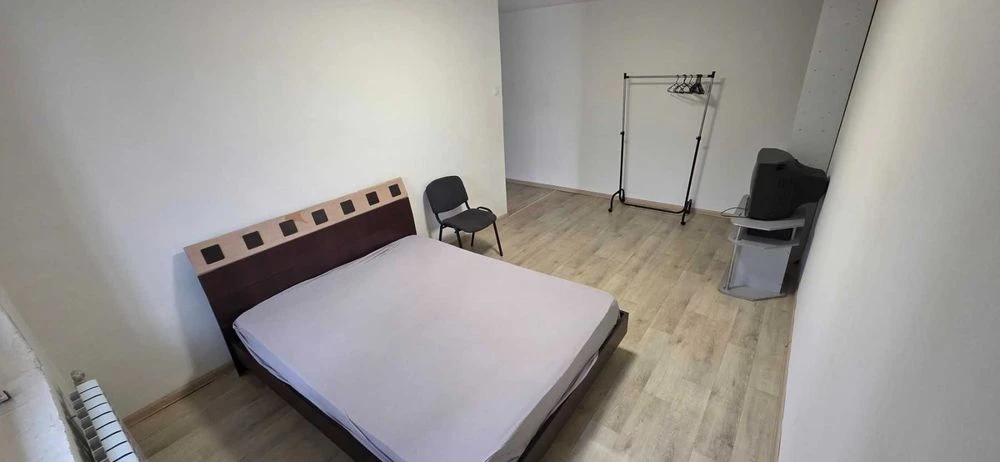 I will sell a 1-room apartment in Saltivka on Gvardiytsiv-Shiro Street