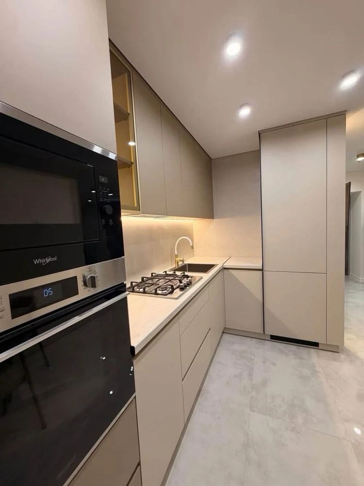 Apartment for sale, Tarnavського Street