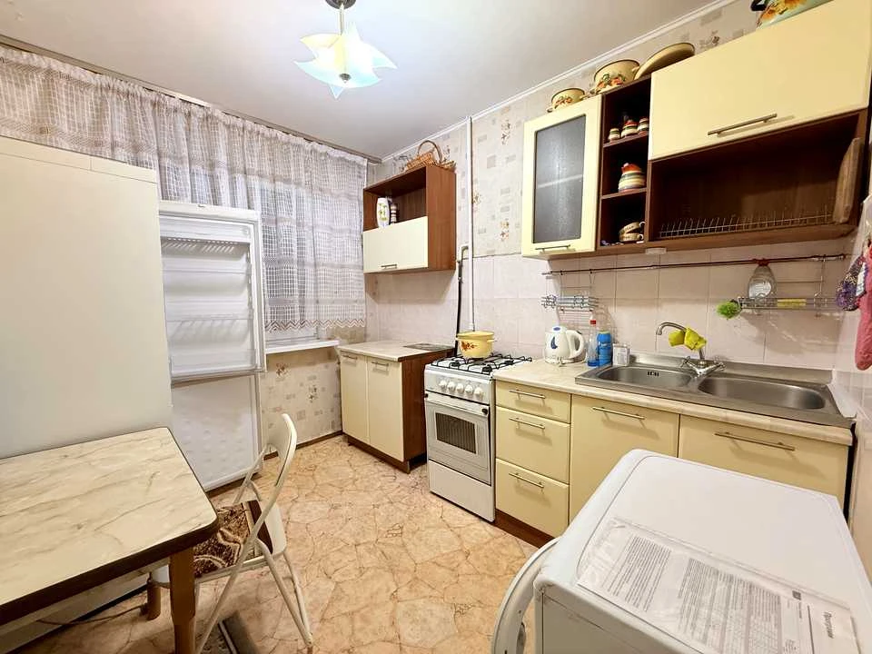 Apartment. Metrobudivska Street, Kyiv