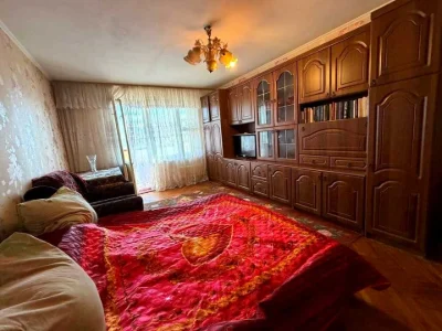 Квартира. Киев, проспект Леоніда Бикова.