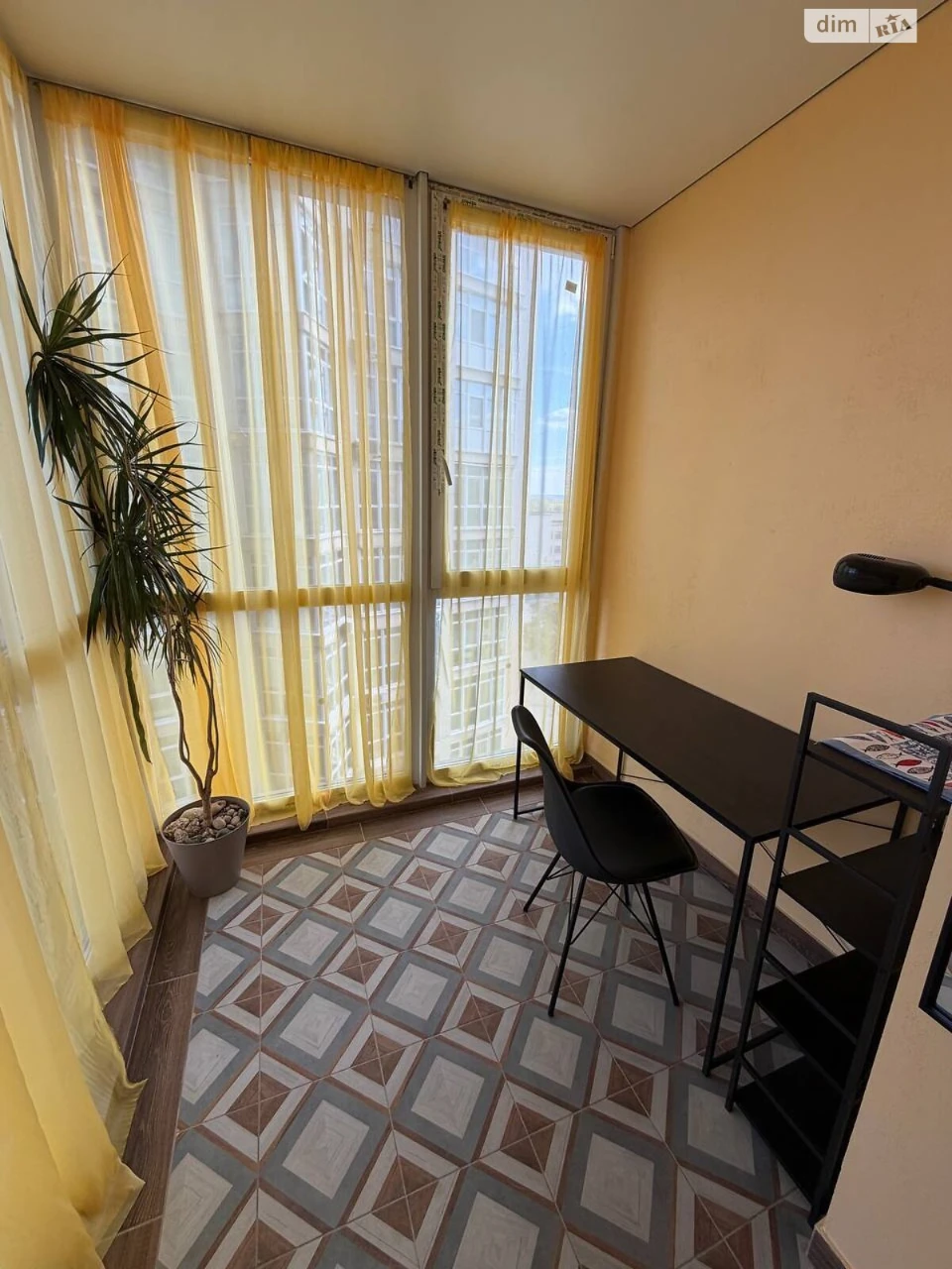 Long-Term Rental Apartment in Mandrykovka