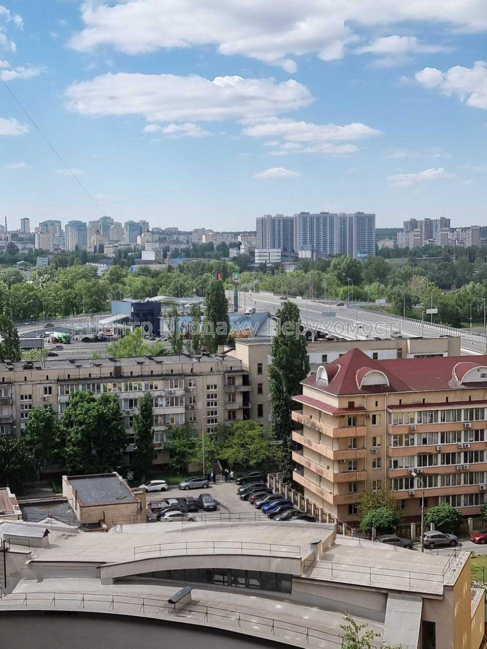 Продаж 4-кімнатного апартаменту, 12/16 поверхів, 104 м², Київ – чудова