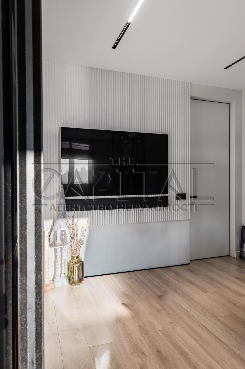 Apartment for Sale, Rusanovka Gavan, Nikolsko-Slobo Street