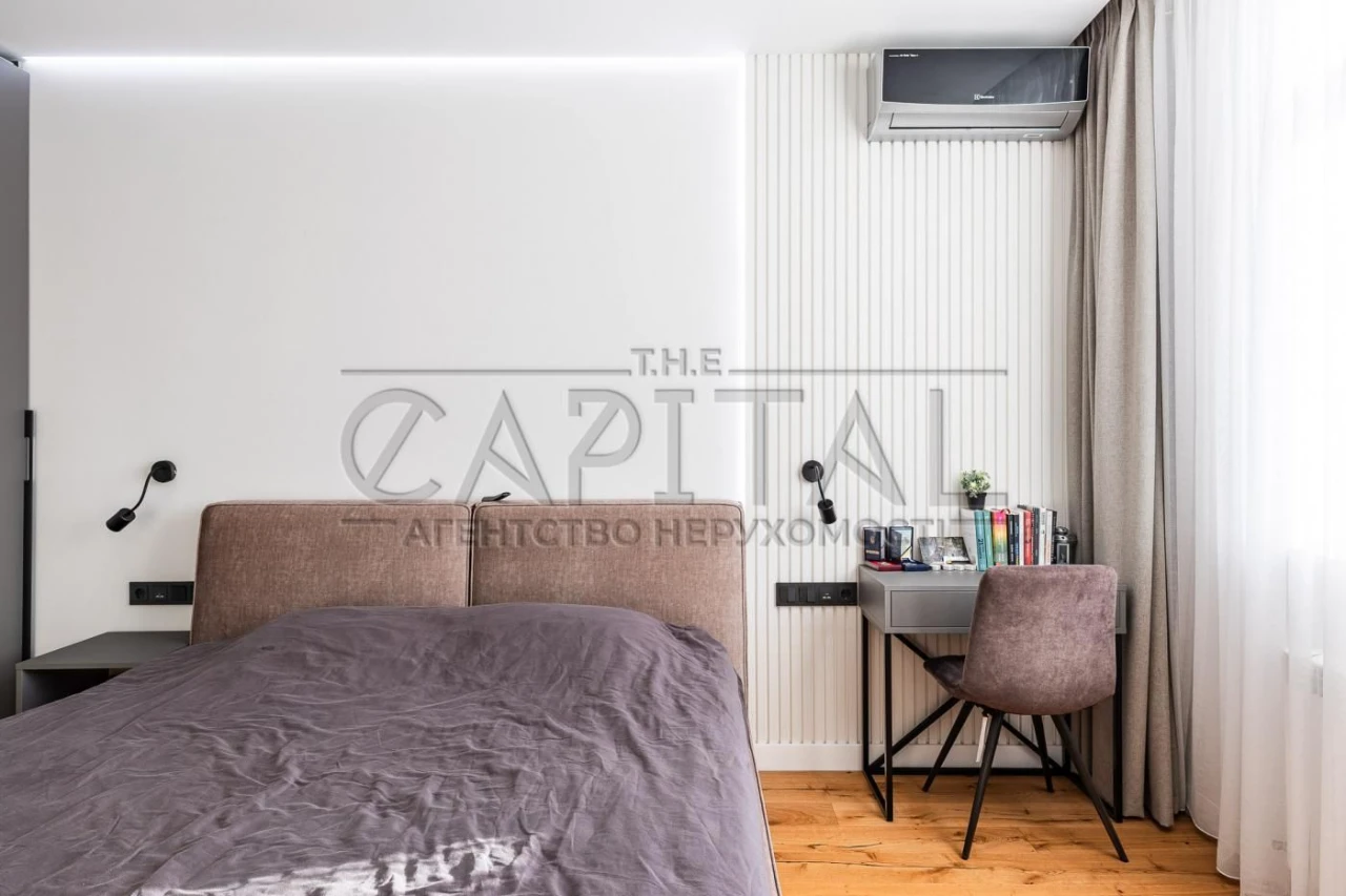 Apartment for Sale, Rusanovka Gavan, Nikolsko-Slobo Street
