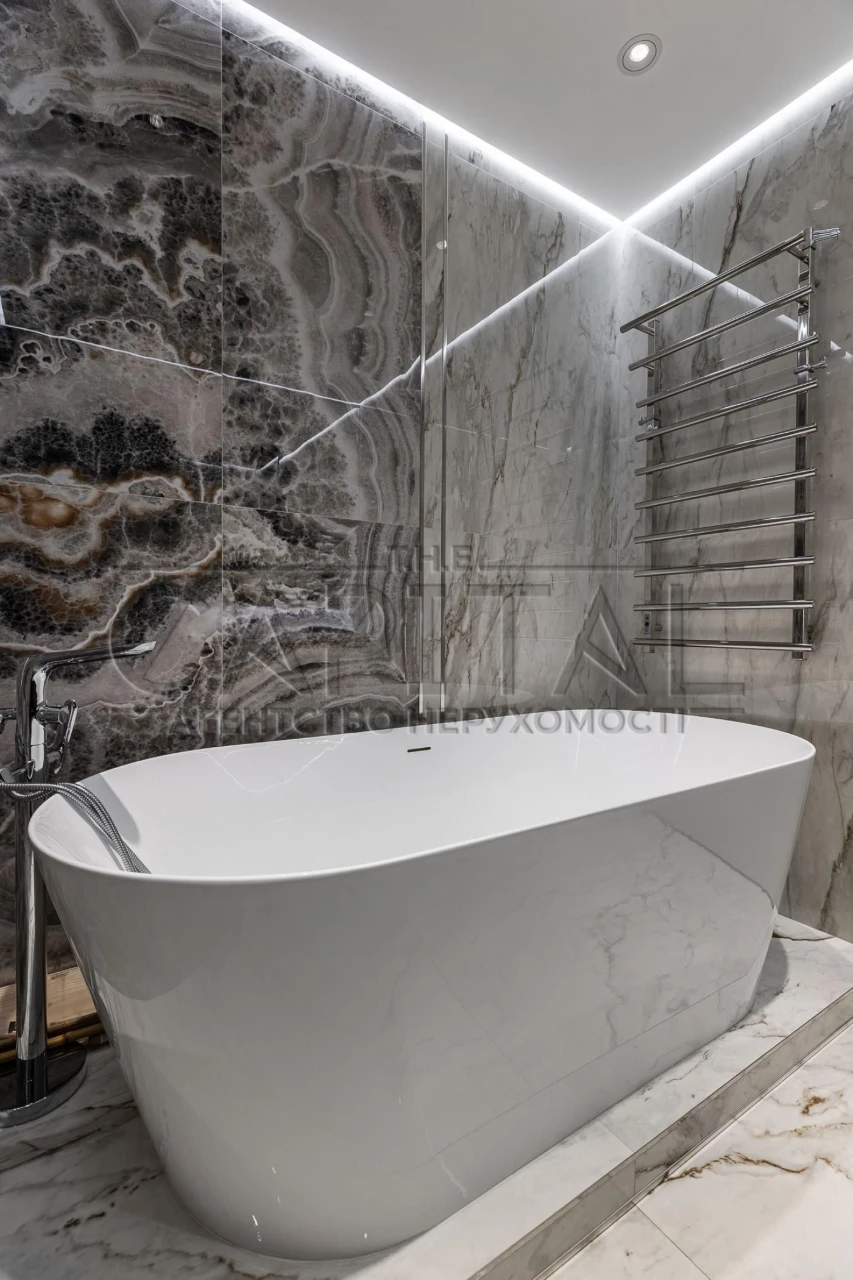 Apartment for Sale, Rusanovka Gavan, Nikolsko-Slobo Street