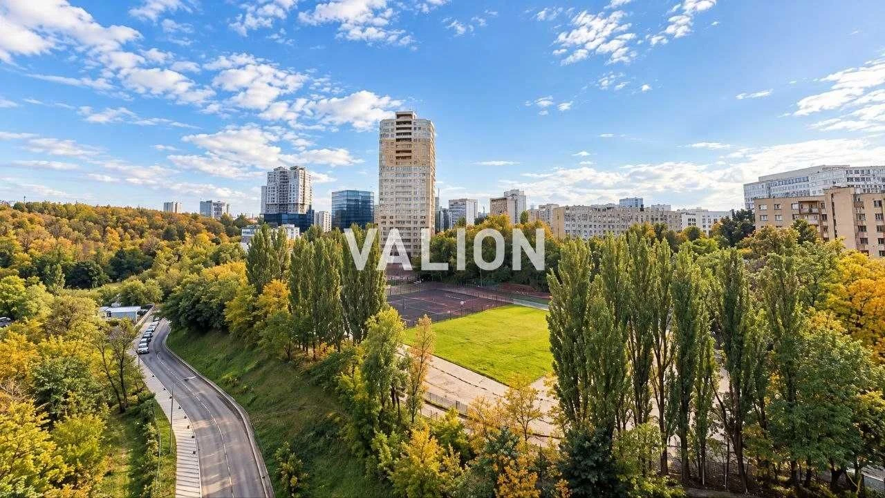 Продаж 2-кімнатної квартири в престижному ЖК «Династія». Без комісії.