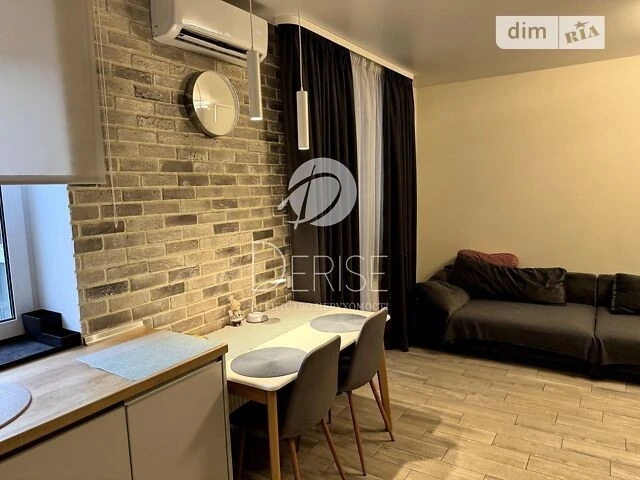 Продажа 3к квартиры 77 кв. м по ул. Академика Лебедева 1/7 •