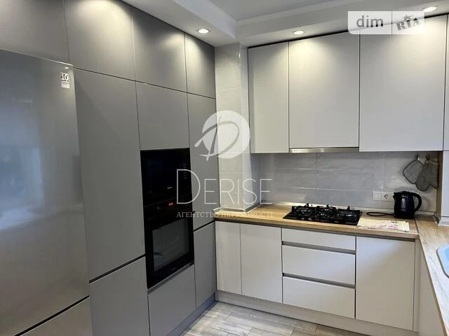 Продажа 3к квартиры 77 кв. м по ул. Академика Лебедева 1/7 •