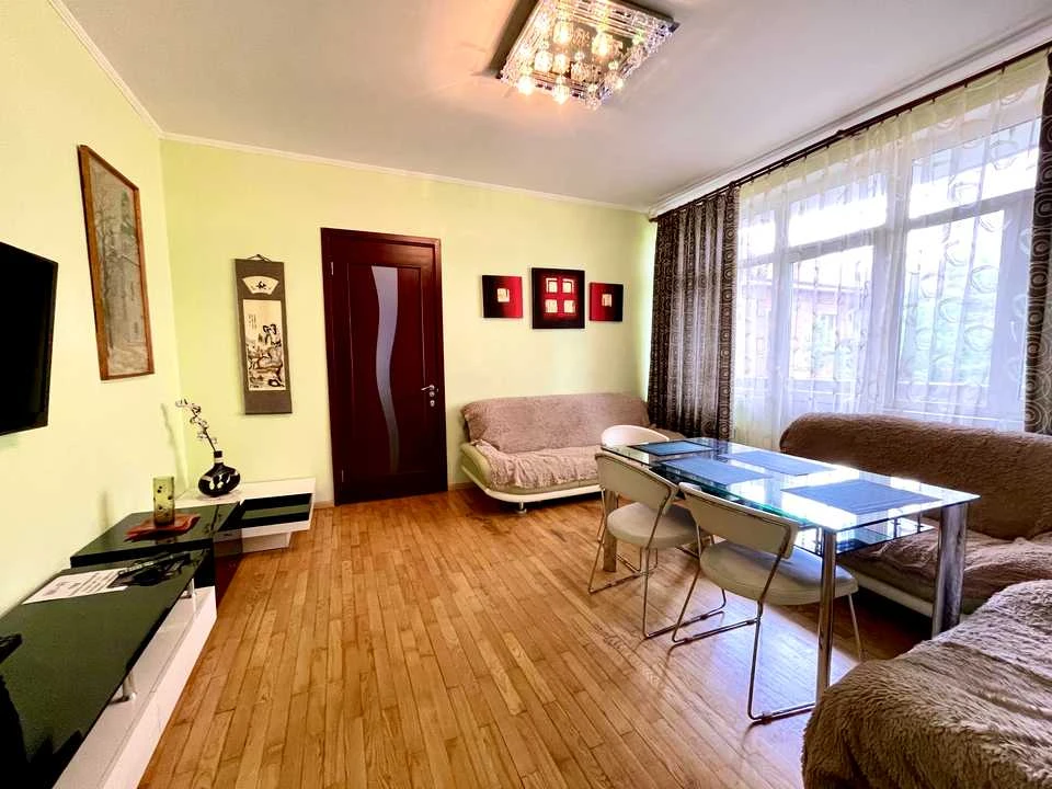 Квартира. Київ, вулиця Антонавича