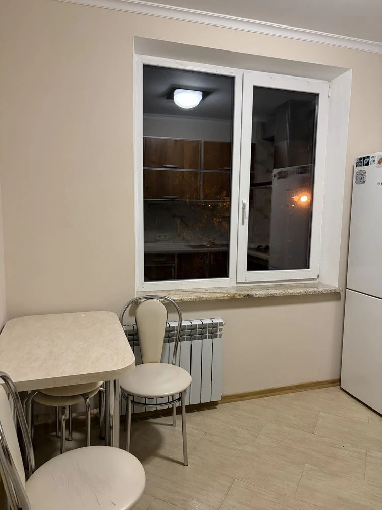 Продам 1 комн. квартиру метро Студенческая