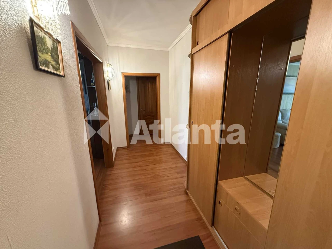 В продаже 3-комнатная квартира на Таирова, Королева ул., газ