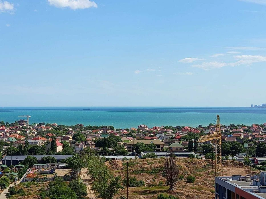 Продам 2-комнатную квартиру в современном красивом комплексе.