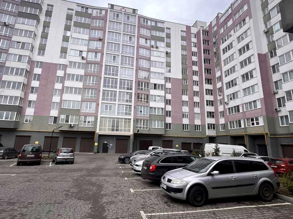 Apartment. Khmelnytsky, Lviv Avenue