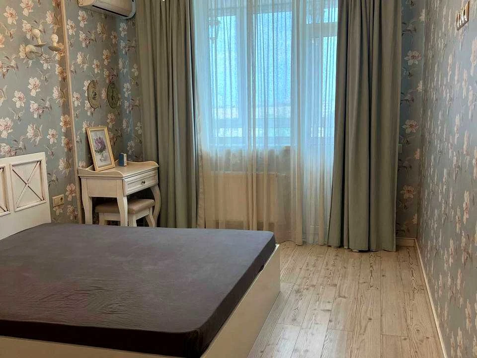 Apartment. Igor Sikovsky Street, Kyiv