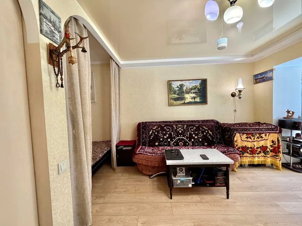 Квартира. Запорожье, Плотинная ул.