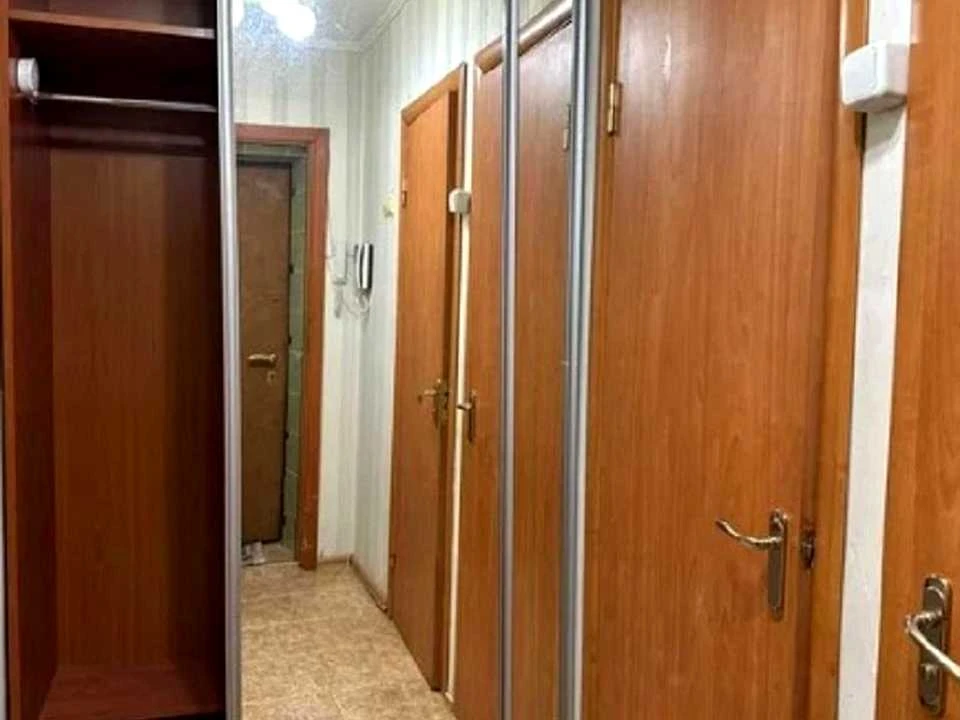 Квартира. Киев, проспект Авиаконструктора Антонова