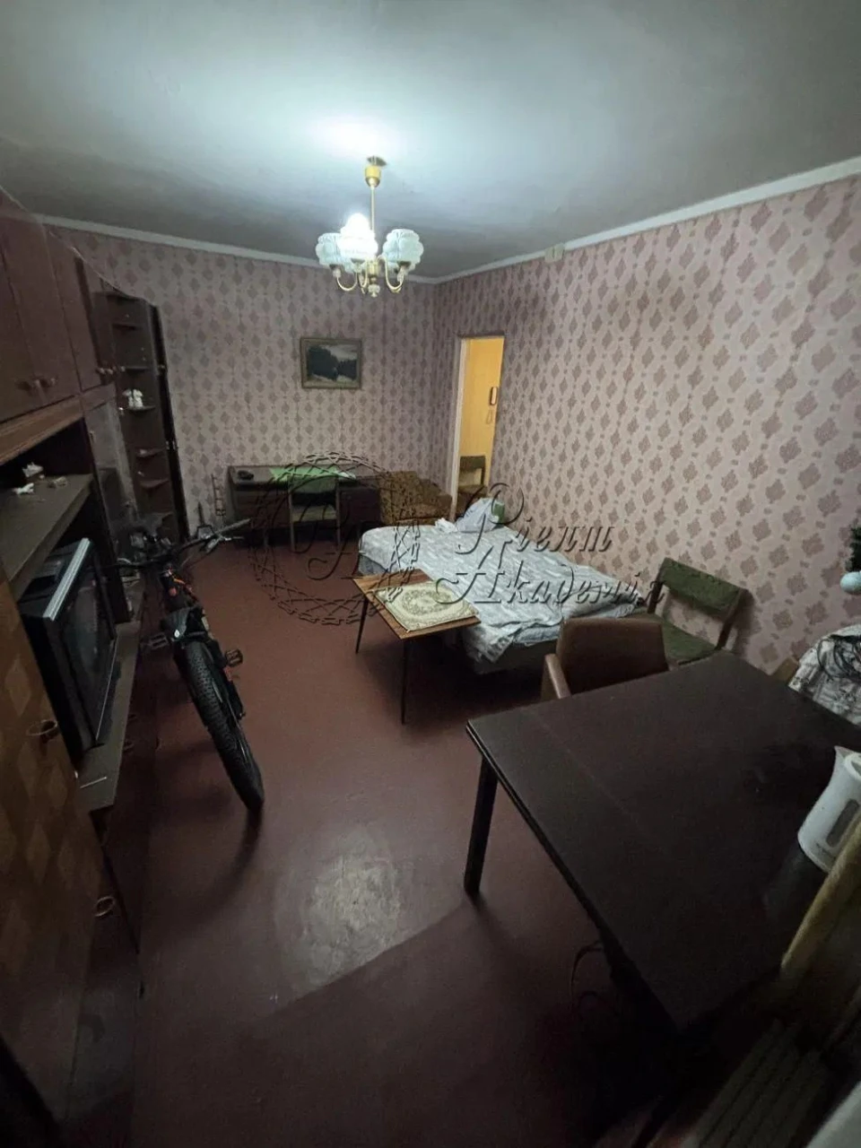 Продаж біля Дрім тауну, поблизу метро, 2 кімнатна