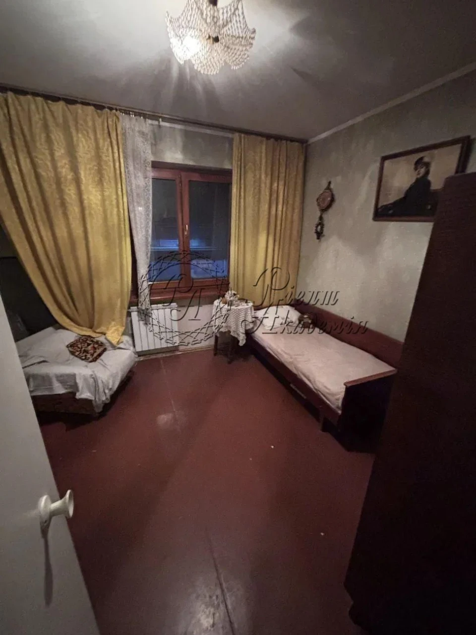 Продаж біля Дрім тауну, поблизу метро, 2 кімнатна