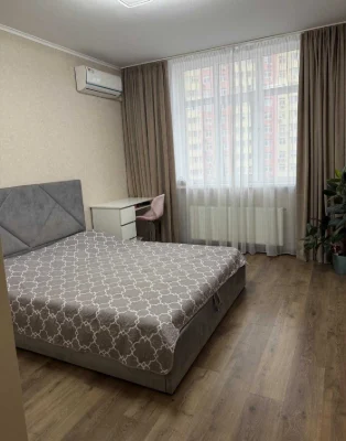 Продаж 1-кімнатної квартири ЖК Яскравий / + комора в подарун