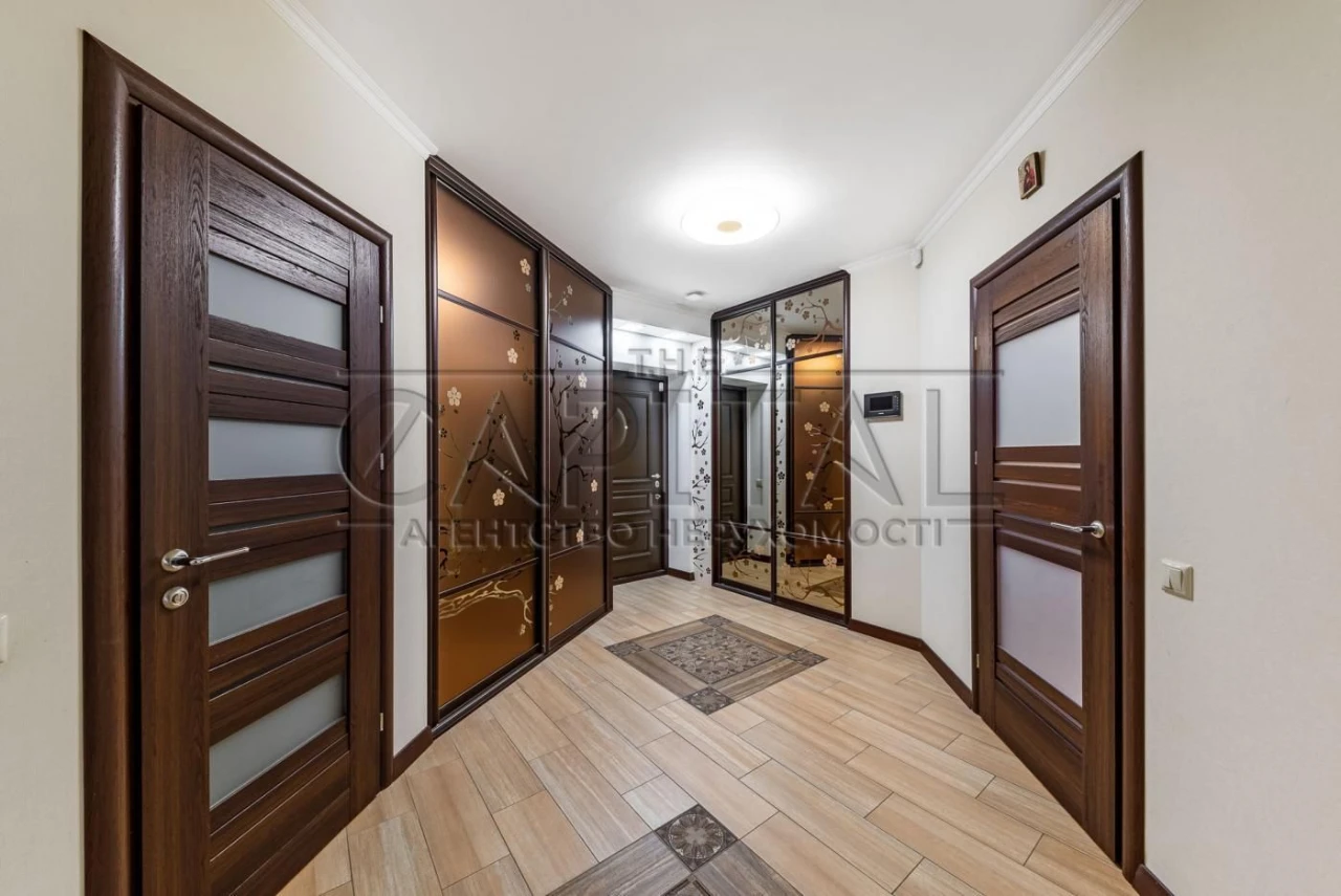 Продається квартира, проспект Науки, Голосіївський район