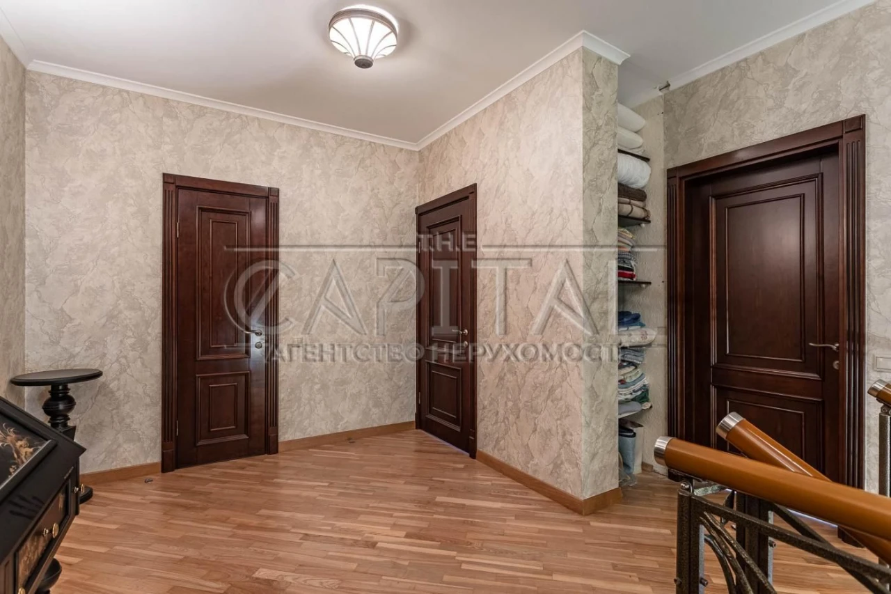 Продаж квартири, пентхаус, пр-т Лобановського, Голосієво