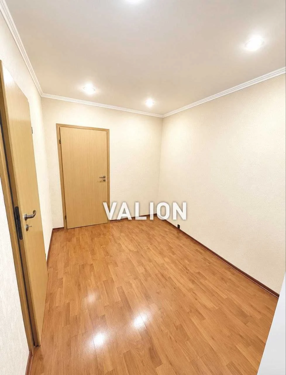 Sale of a spacious 2-bedroom apartment at the address: вул. Boris