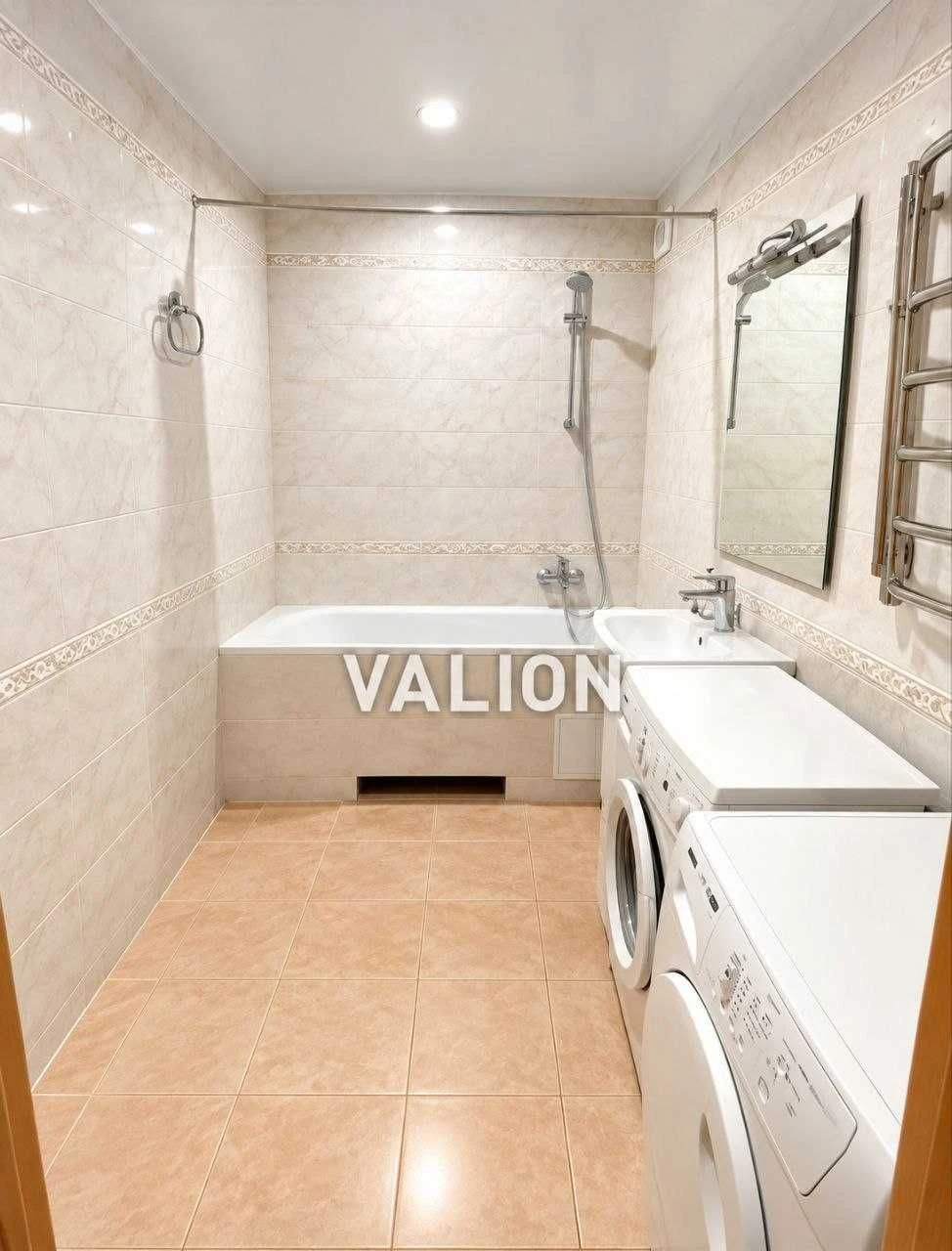 Sale of a spacious 2-bedroom apartment at the address: вул. Boris