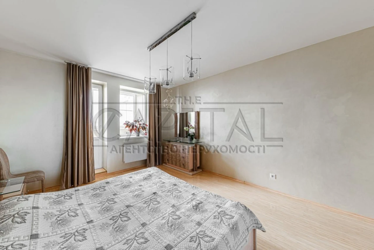 Apartment for sale, Holosiivska Street, Holosiiv district