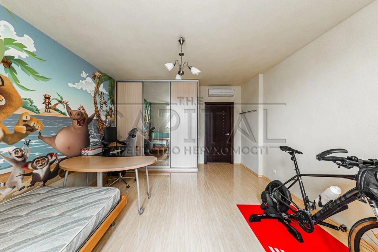 Apartment for sale, Holosiivska Street, Holosiiv district