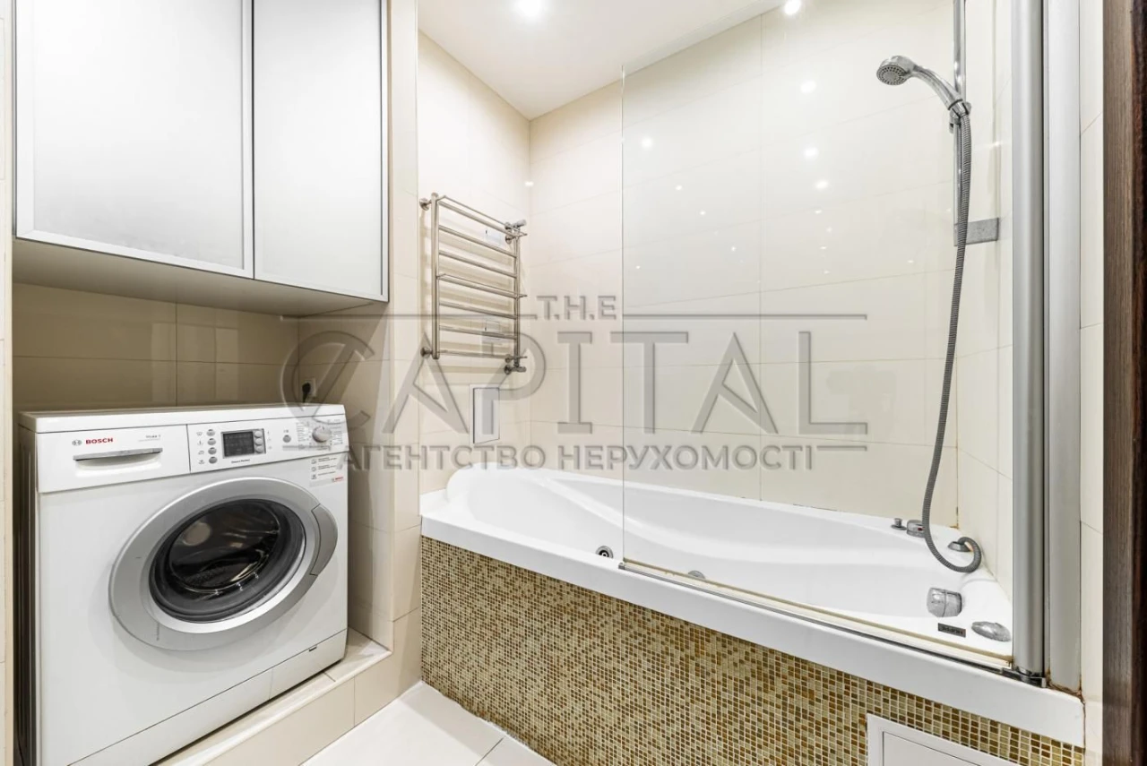 Apartment for sale, Holosiivska Street, Holosiiv district